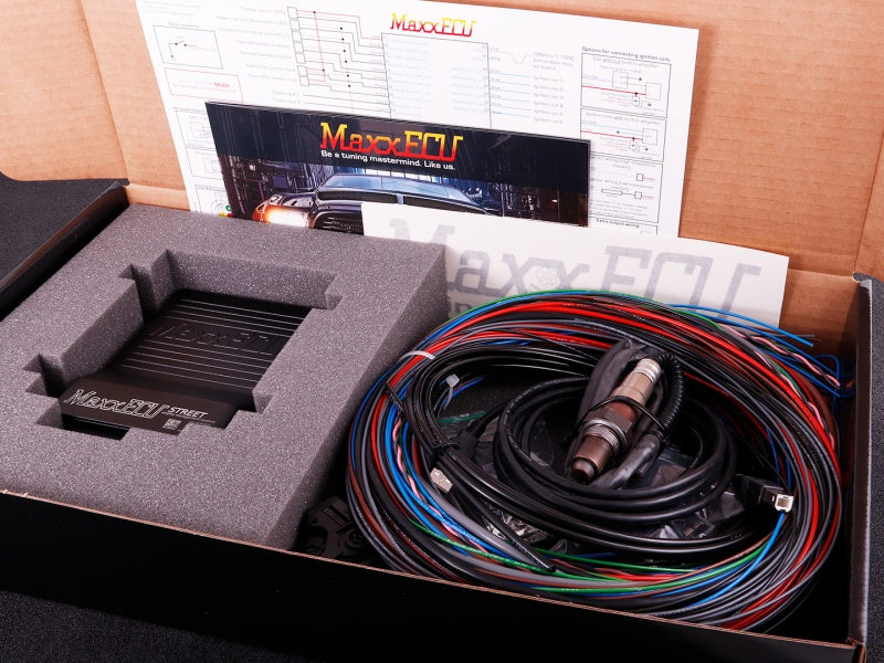 MaxxECU STREET PREMIUM ECU kit with harness, accessories and LSU 4.9 sensor