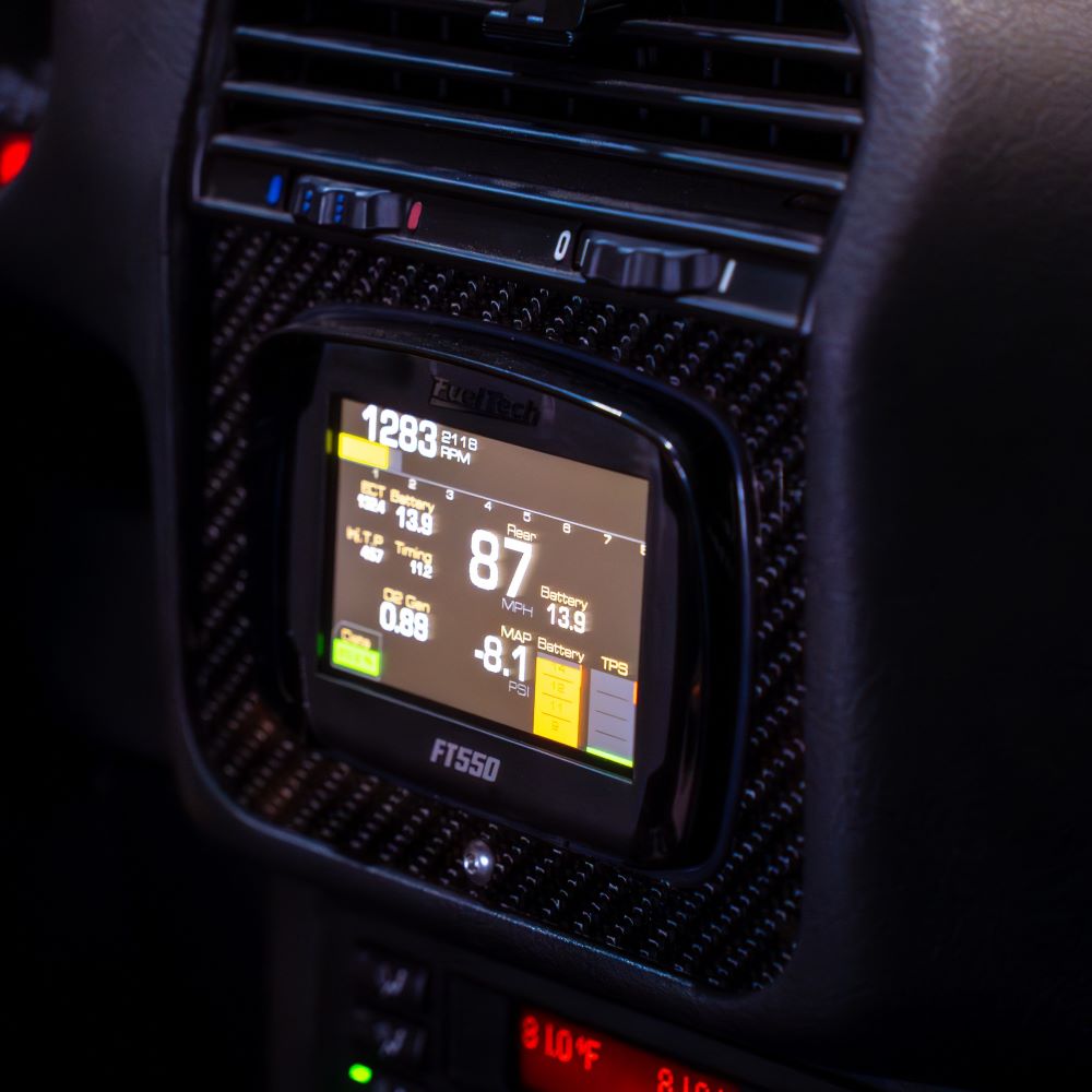 FuelTech FT550 mounted in dashboard insert panel