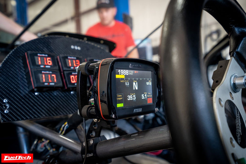 FuelTech FT550 mounted on steering column bracket