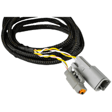 Load image into Gallery viewer, FuelTech Peak and Hold PRO Y adapter connector end view