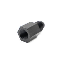 Load image into Gallery viewer, FuelTech NPT female to AN male fitting end view